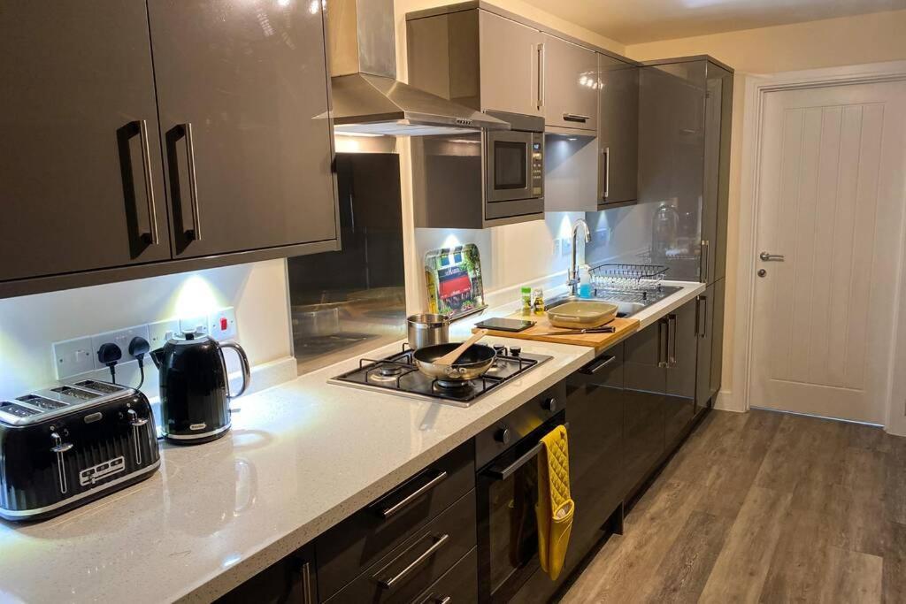 13 The Grosvenor, Luxury Flat, Central Newmarket, Ньюмаркет Екстер'єр фото